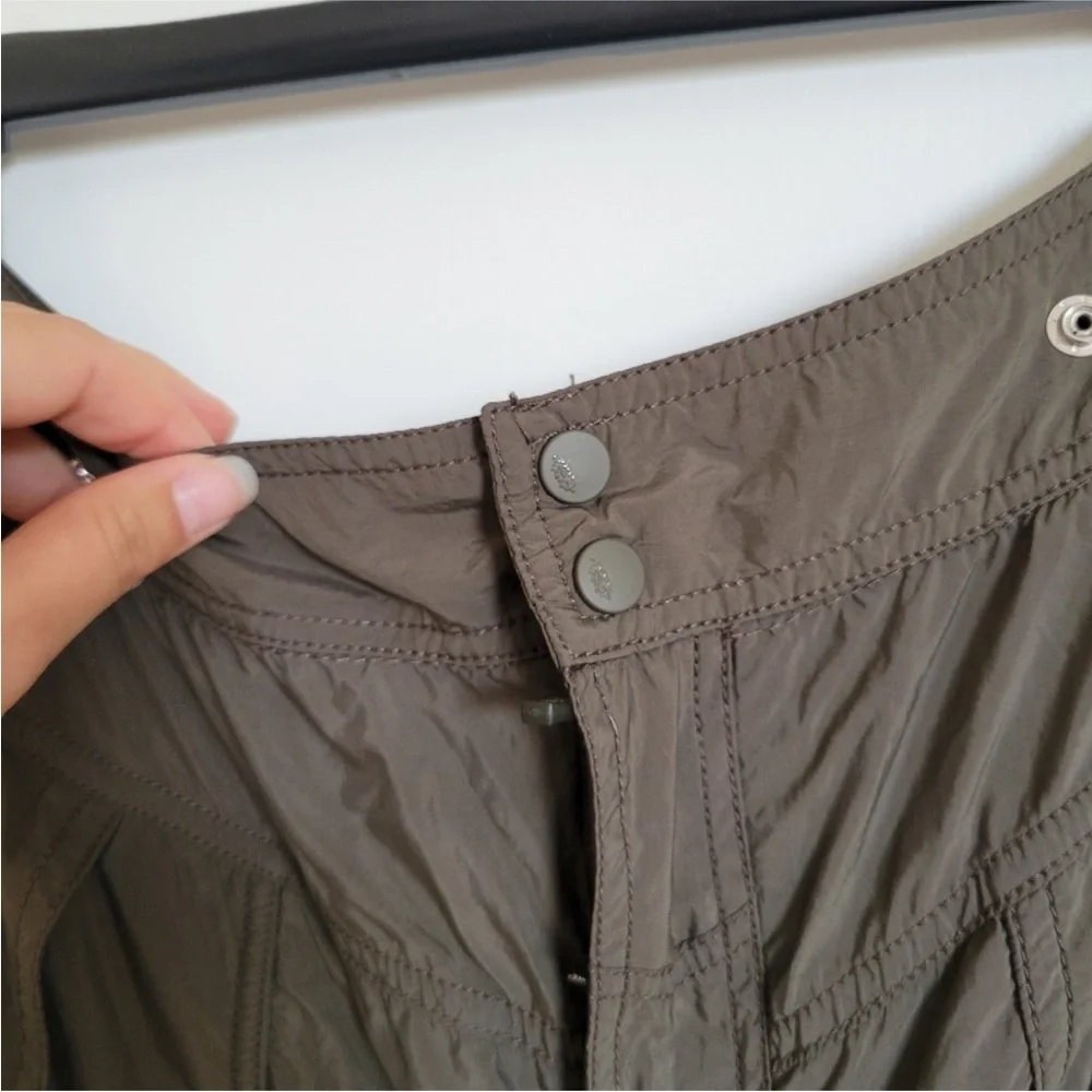 Free People Movement Green Zip Off Pants Joggers Shorts - Picture 3 of 6